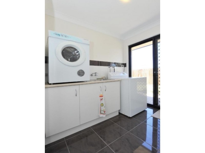 6 Hayle Court, Highfields QLD 4352