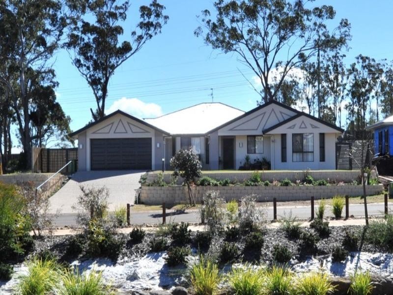 6 Hayle Court, Highfields QLD 4352