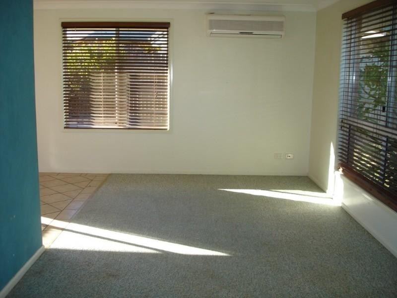 3 Connole Court, Kearneys Spring QLD 4350