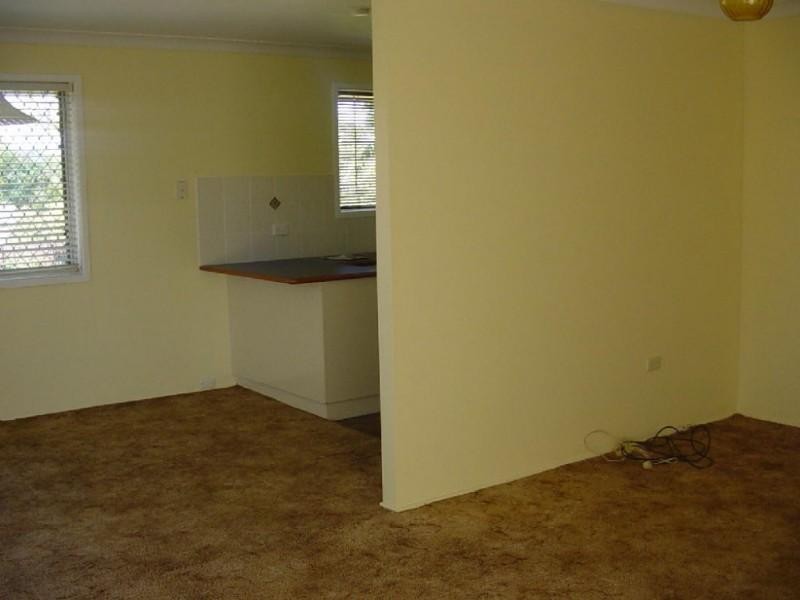 4 Koala Street, Harristown QLD 4350