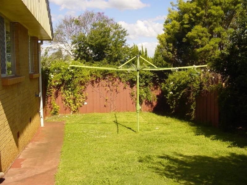 4 Koala Street, Harristown QLD 4350