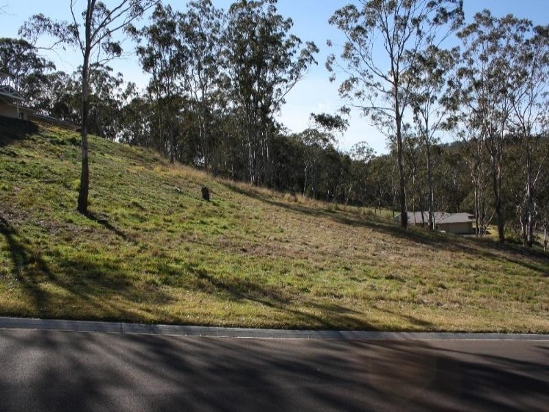 4 Claudia Court, Hodgson Vale QLD 4352