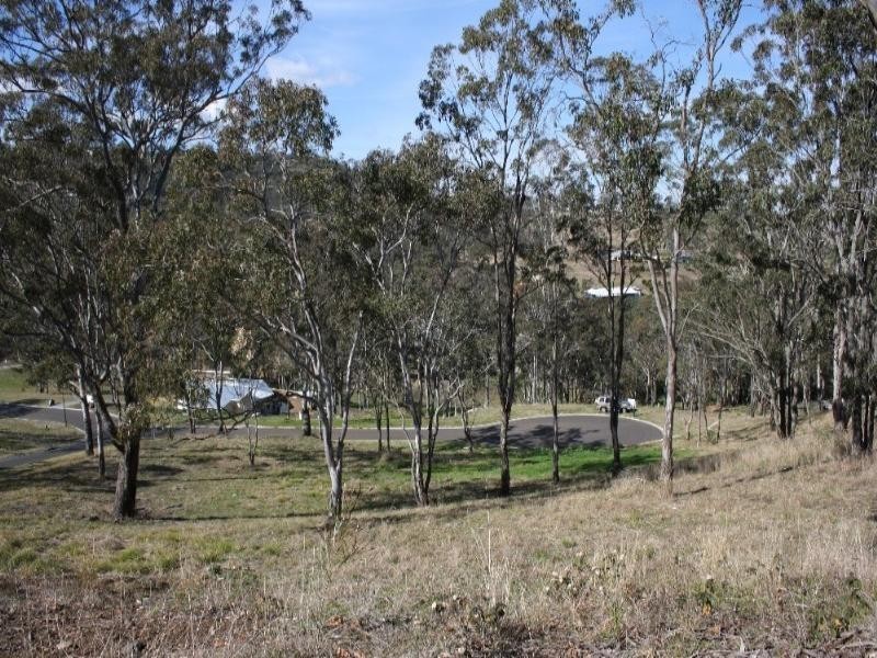 2 Lowe Court, Top Camp QLD 4350