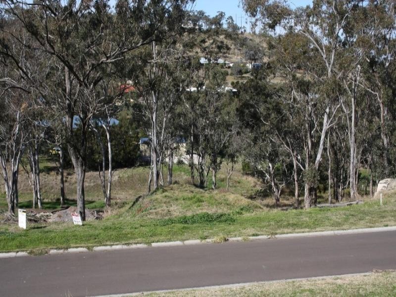 1 Lowe Court, Top Camp QLD 4350