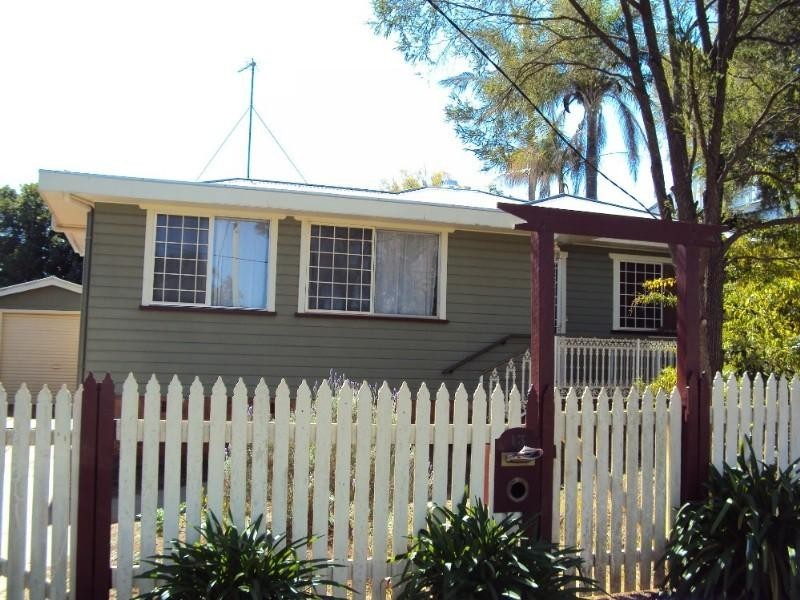 13 Mallon Street, Rangeville QLD 4350