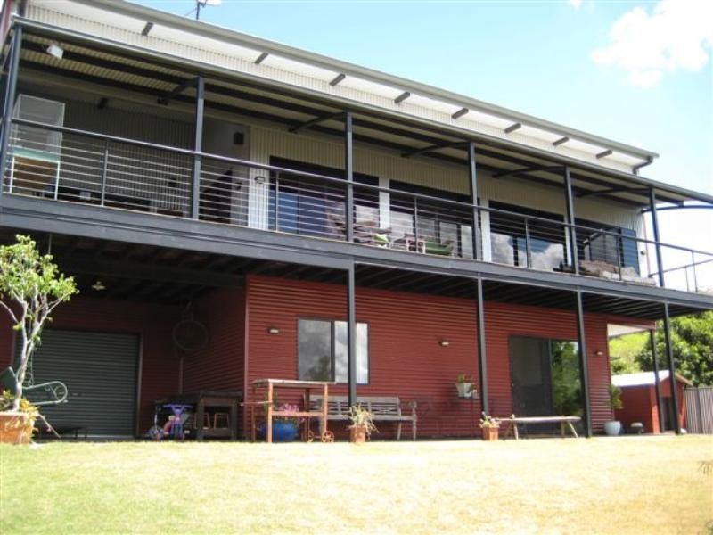 39 Harvey Street, Mount Lofty QLD 4350
