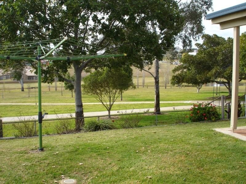 10 Hillcrest Court, Kearneys Spring QLD 4350