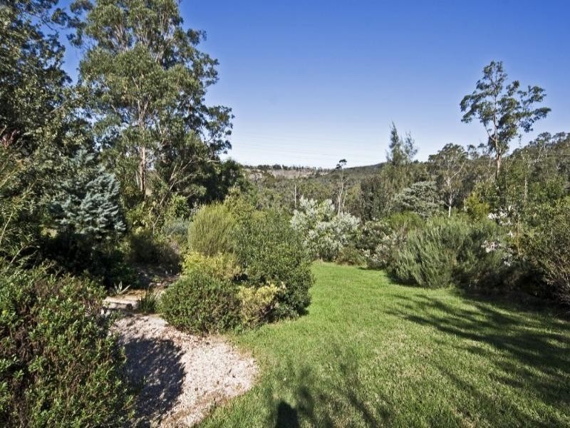 2 Huntingdale Court, Mount Lofty QLD 4350
