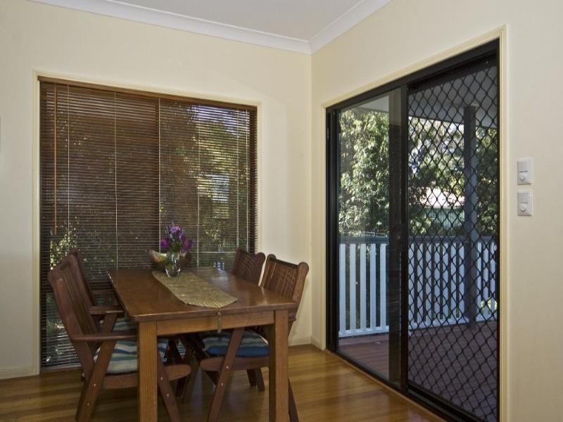 2 Huntingdale Court, Mount Lofty QLD 4350