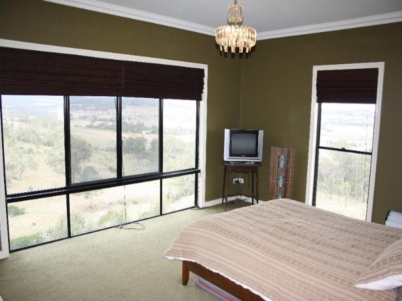 Hodgson Vale QLD 4352