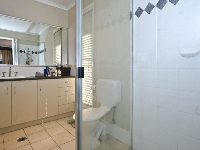 3 Cinnamon Drive, Glenvale QLD 4350