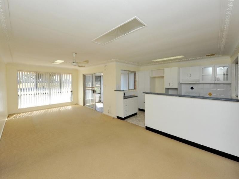 10 Allison Street, Harristown QLD 4350