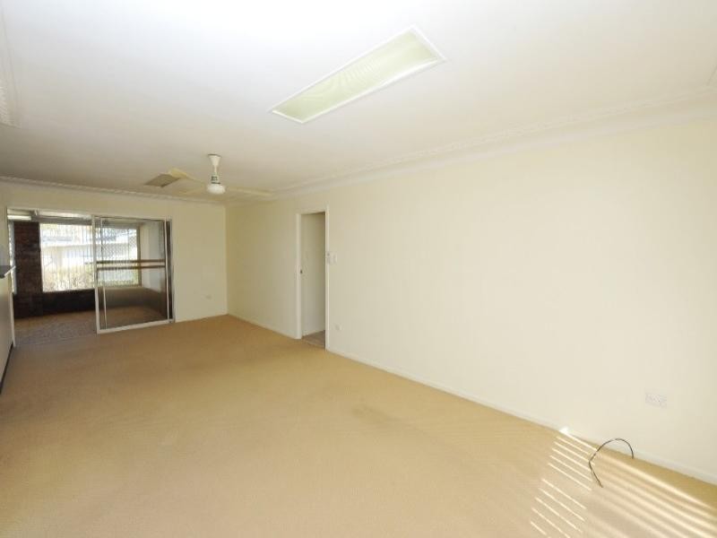 10 Allison Street, Harristown QLD 4350