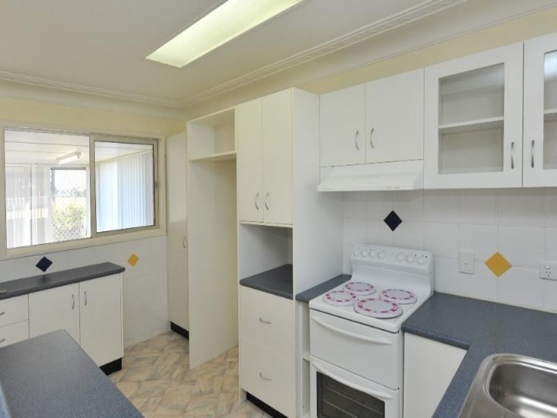 10 Allison Street, Harristown QLD 4350