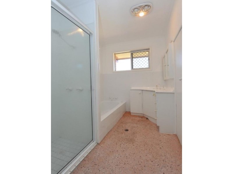 10 Allison Street, Harristown QLD 4350