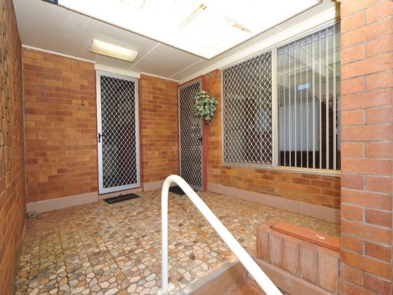 10 Allison Street, Harristown QLD 4350