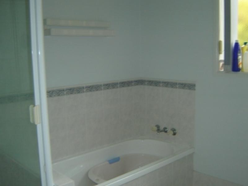 541 Hume Street, Kearneys Spring QLD 4350