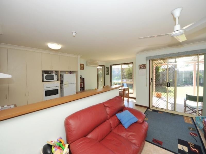 10 Lachlan Court, Westbrook QLD 4350