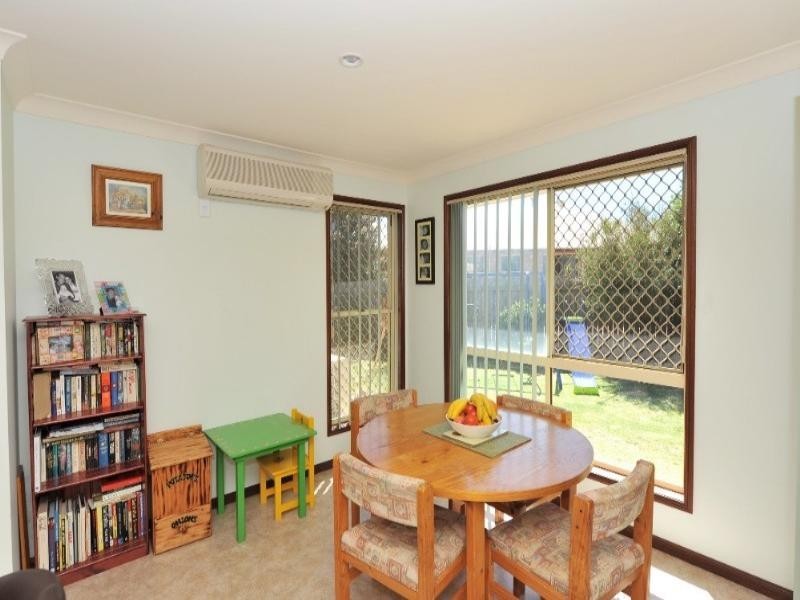 10 Lachlan Court, Westbrook QLD 4350