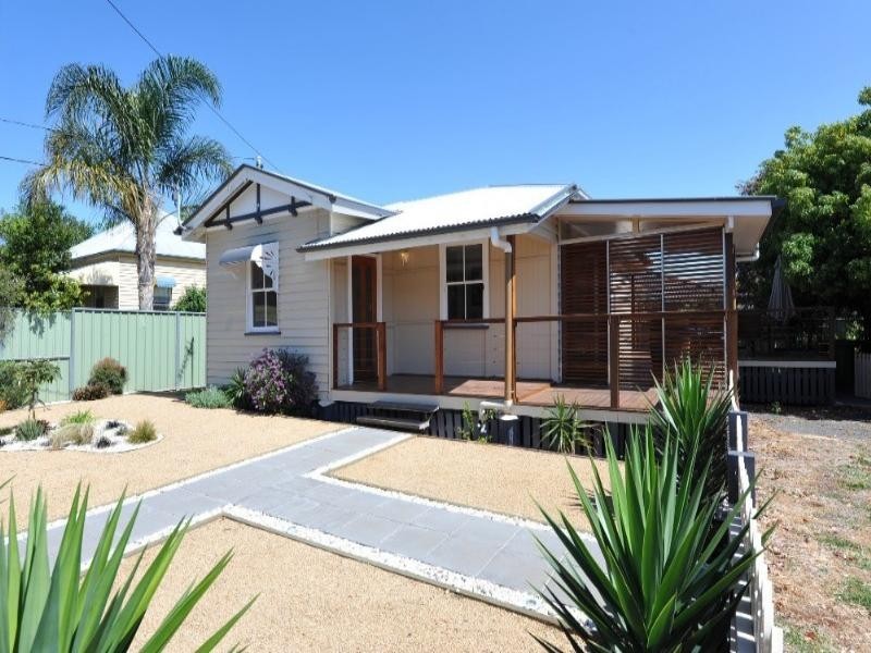 3 Allom Street, South Toowoomba QLD 4350