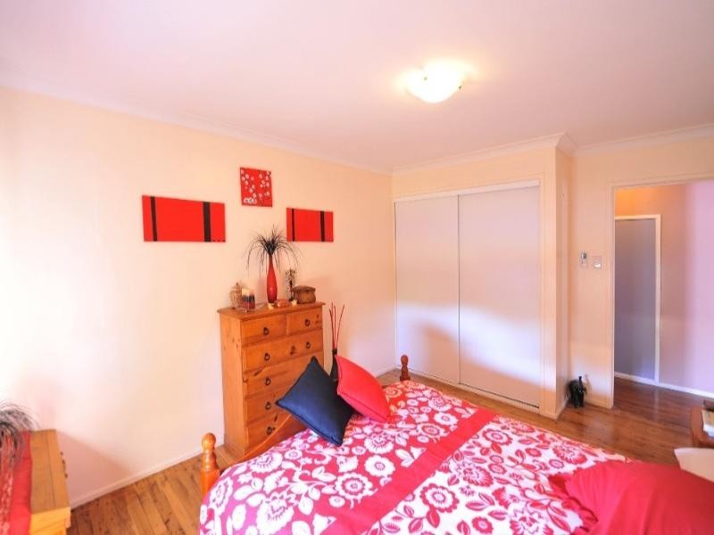 18 Waverley Street, North Toowoomba QLD 4350