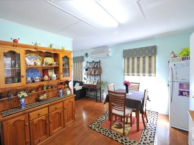 18 Waverley Street, North Toowoomba QLD 4350