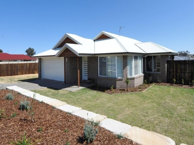 8 Grundy Street, Westbrook QLD 4350