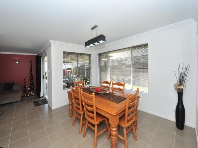 8 Grundy Street, Westbrook QLD 4350