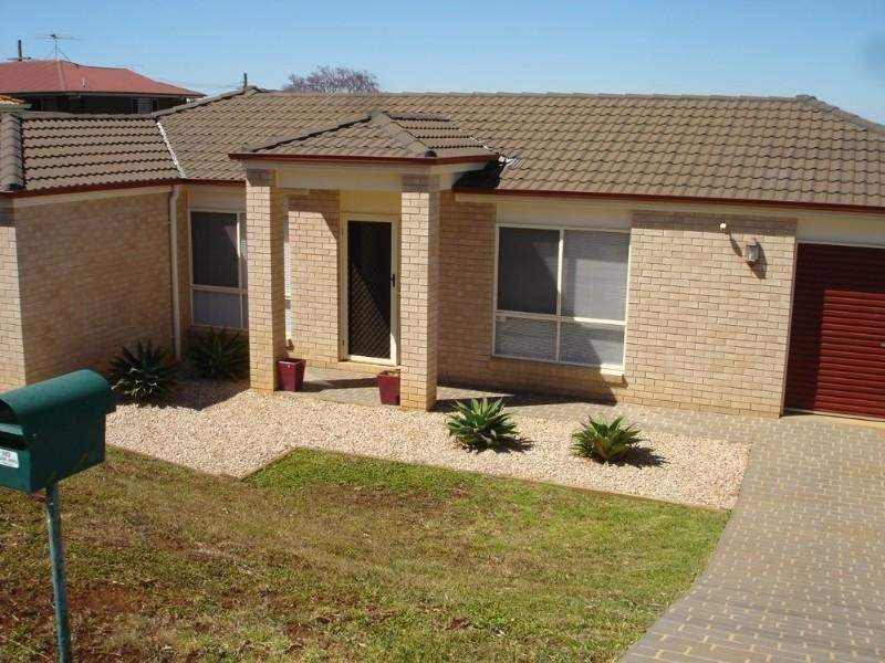 74 Glenvale Road, Glenvale QLD 4350
