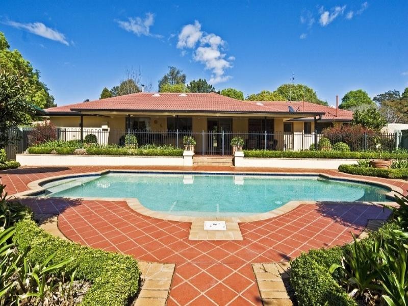 38 Highfields Road, Highfields QLD 4352