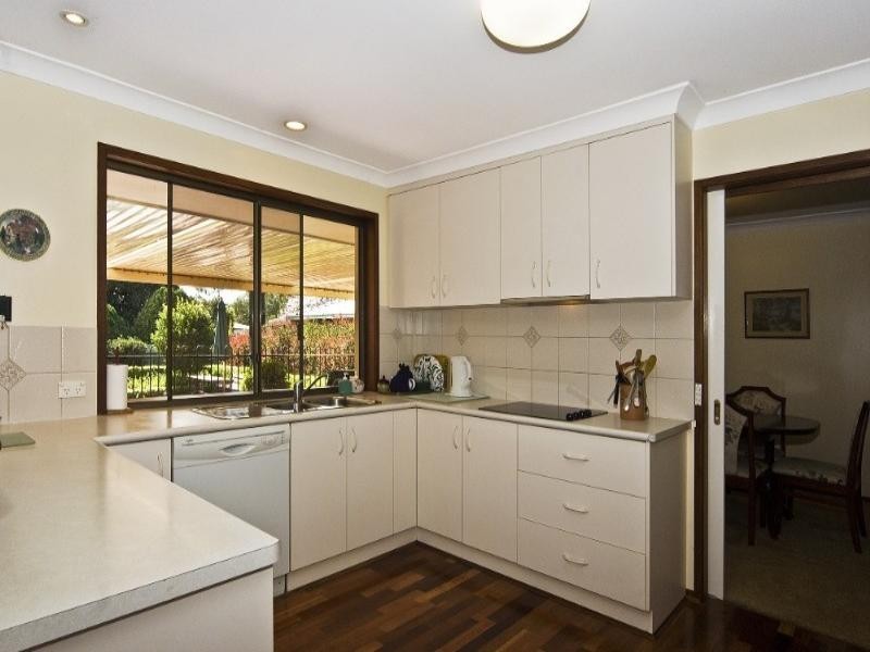 38 Highfields Road, Highfields QLD 4352