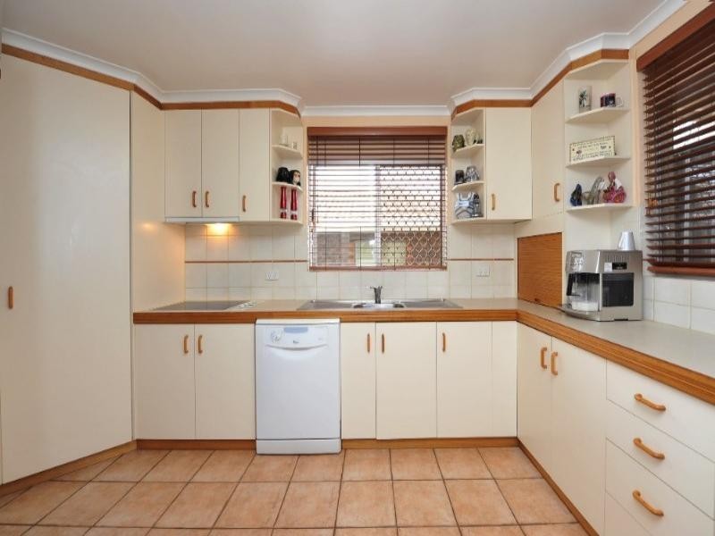 5 Dumba Street, Harristown QLD 4350