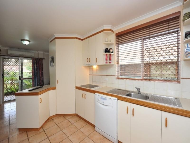 5 Dumba Street, Harristown QLD 4350