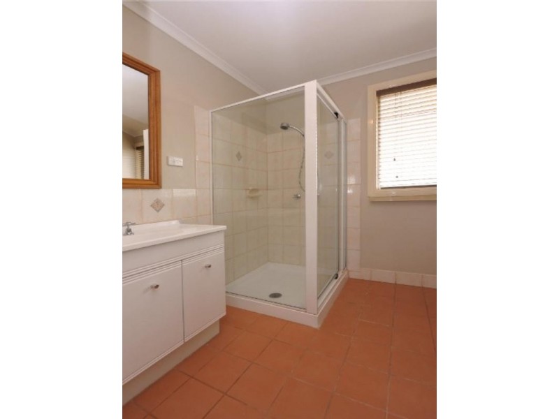 5 Dumba Street, Harristown QLD 4350