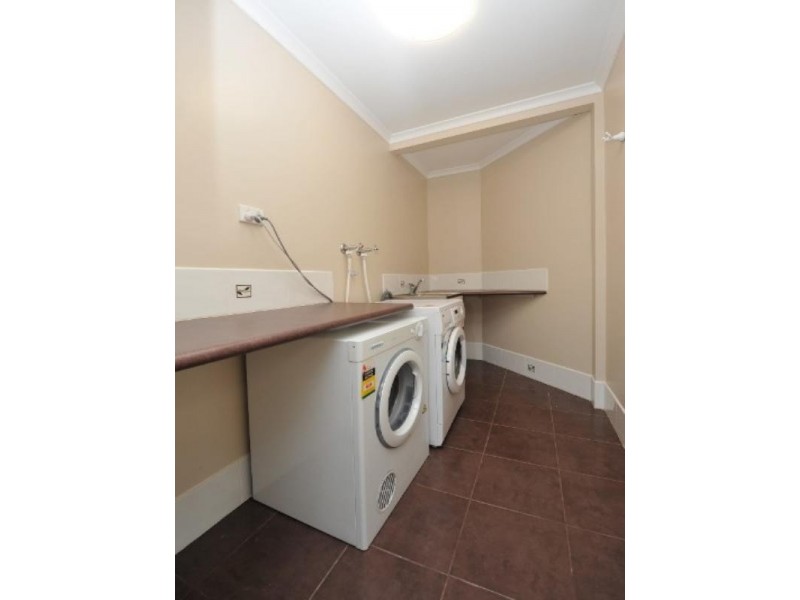 5 Dumba Street, Harristown QLD 4350