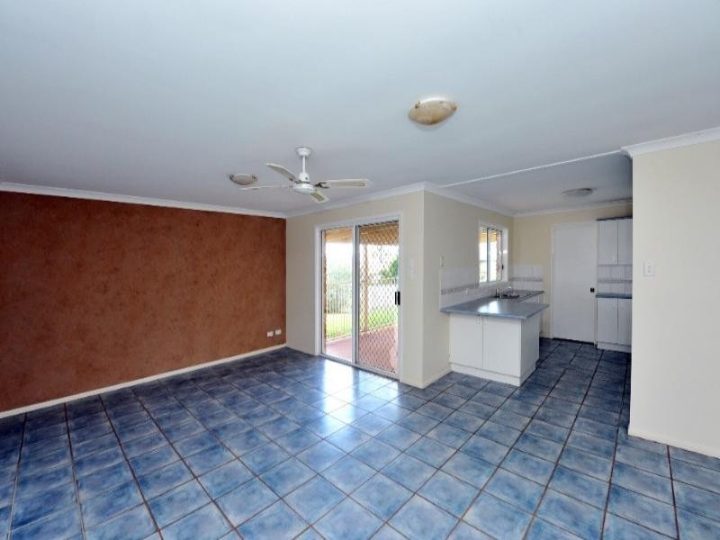 10 Saratoga Close, Wilsonton QLD 4350