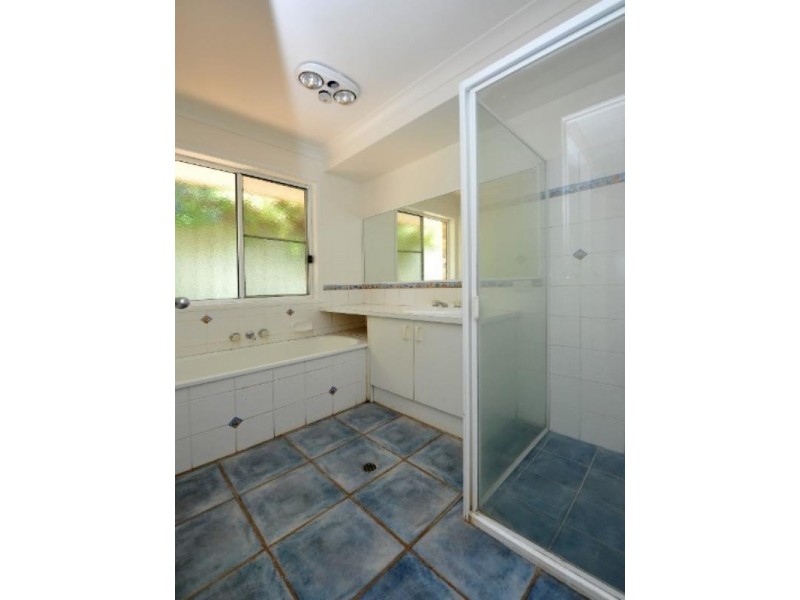 10 Saratoga Close, Wilsonton QLD 4350