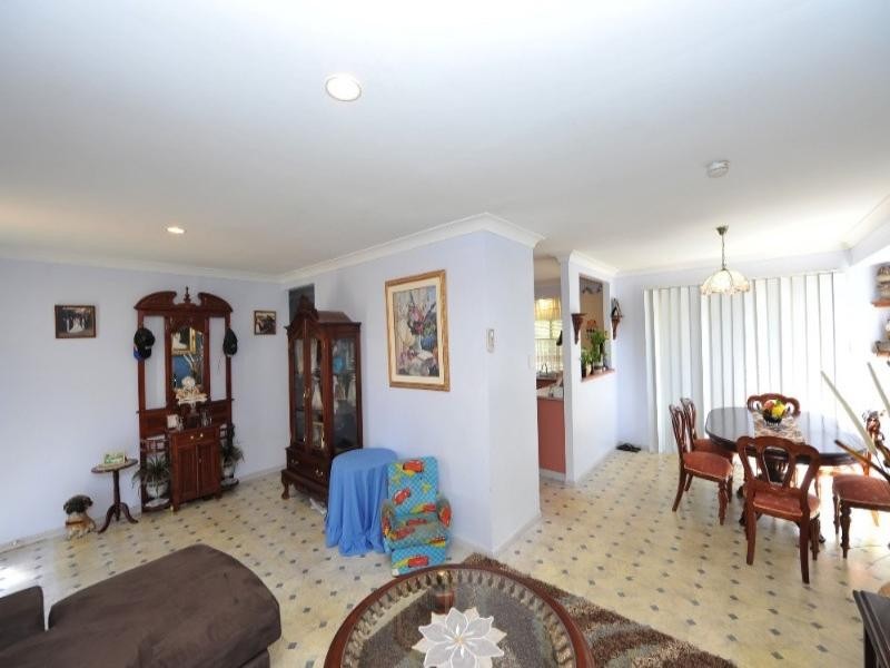 16 Gray Street, Cambooya QLD 4358