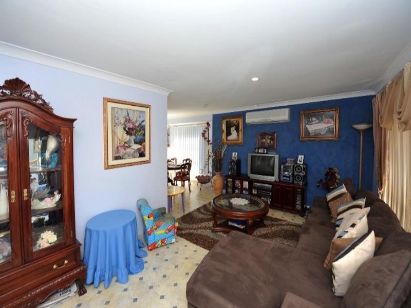 16 Gray Street, Cambooya QLD 4358