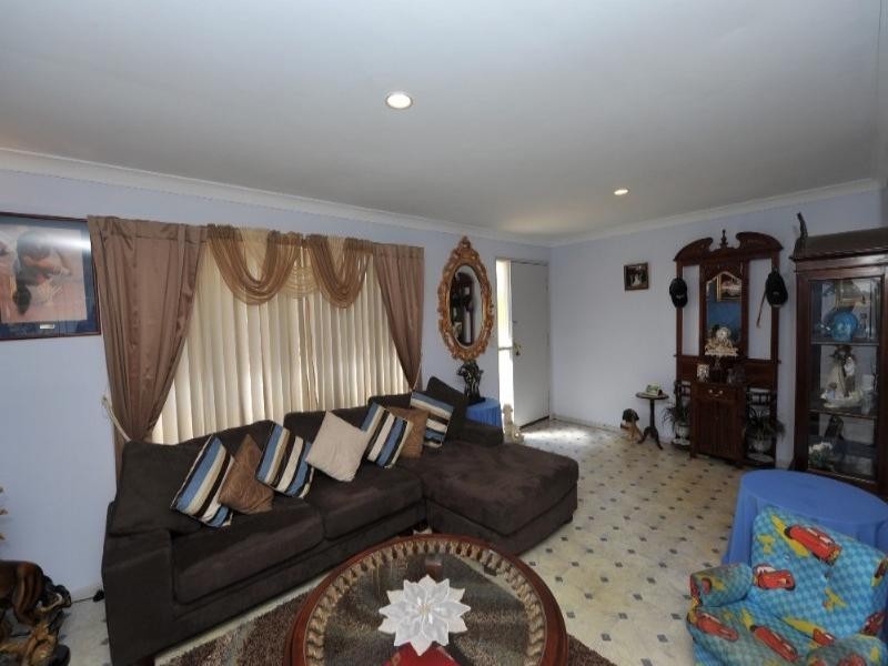 16 Gray Street, Cambooya QLD 4358