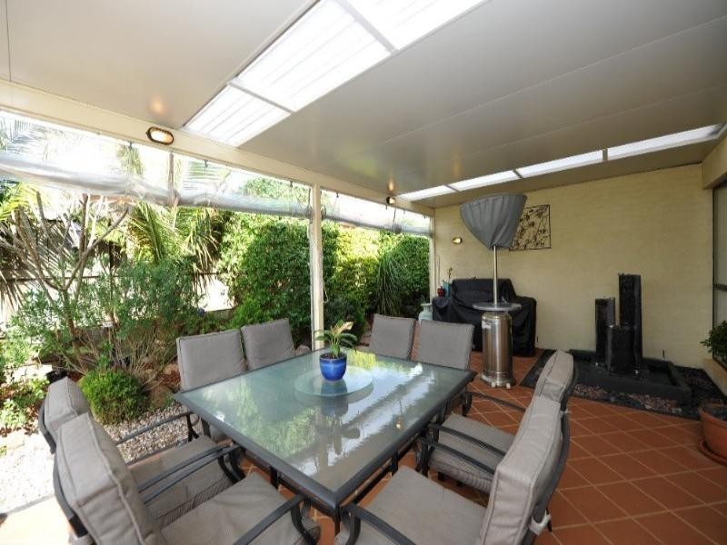 14 Banksdale Drive, Middle Ridge QLD 4350