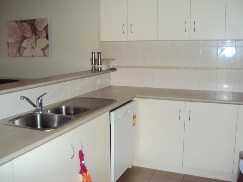 1/22a Spencer Street, Harristown QLD 4350