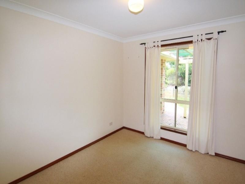 2 Petunia Close, Middle Ridge QLD 4350