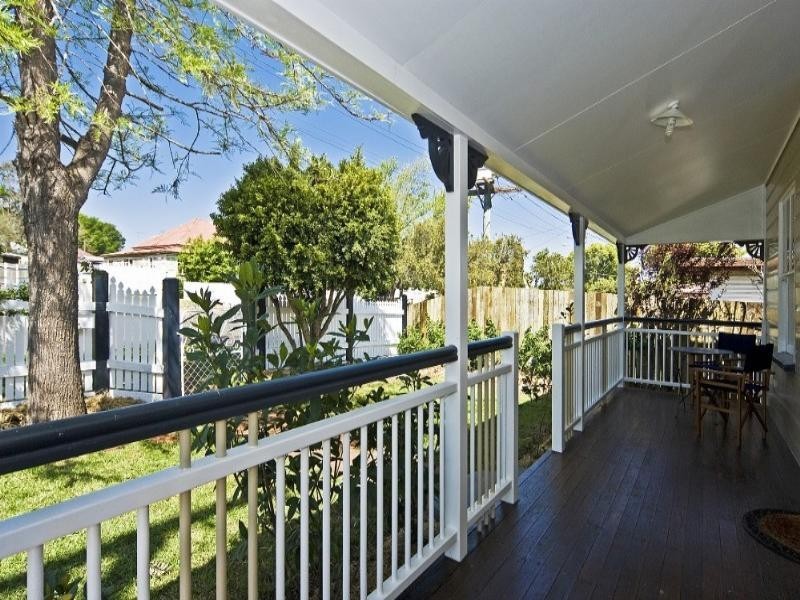 9 Raff Street, North Toowoomba QLD 4350