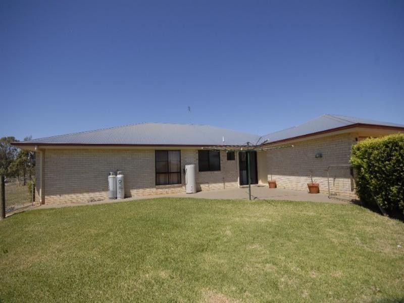 8 Mayfair Court, Torrington QLD 4350