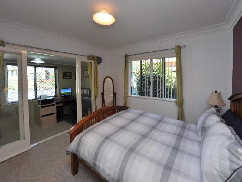 3 Hursley Road, Newtown QLD 4350