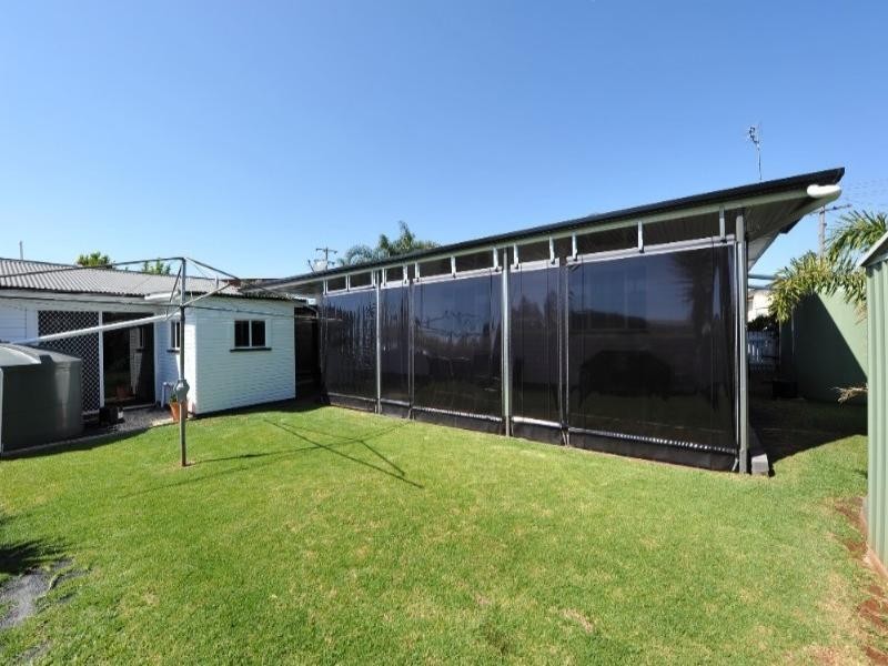 3 Hursley Road, Newtown QLD 4350