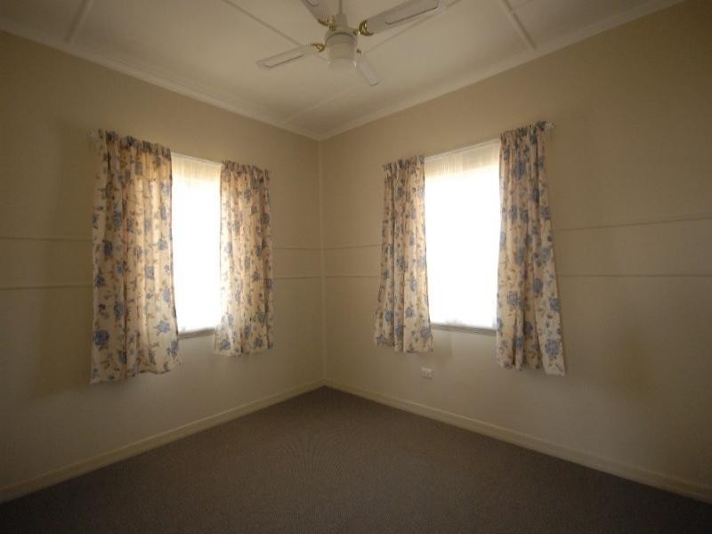 43 Helen Street, Harristown QLD 4350