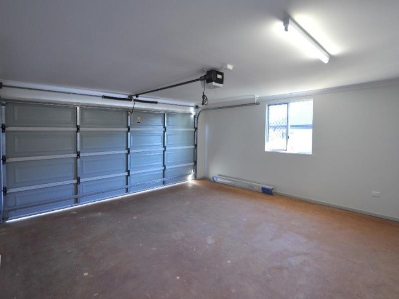 13 Krefter Crescent, Highfields QLD 4352