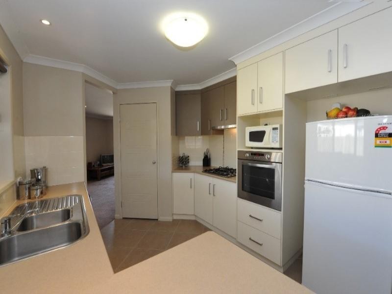 31 Bellara Drive, Glenvale QLD 4350